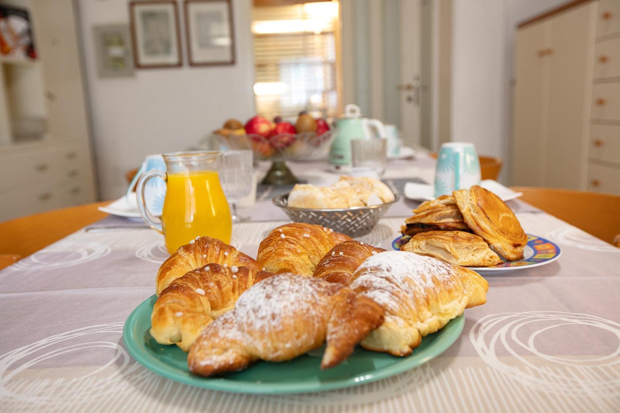 Giardini E Mare Bed & Breakfast Quartu SantʼElena Екстериор снимка
